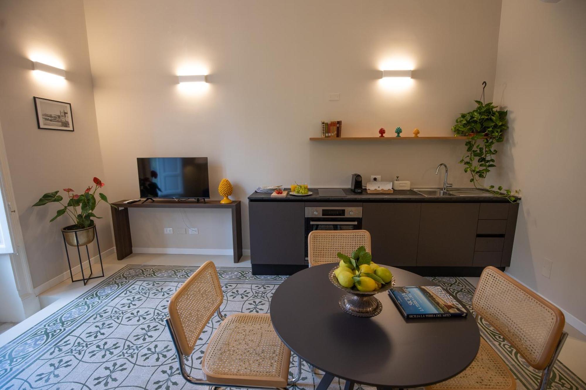 Galioto Sperlinga Luxury Boutique Apartments パレルモ エクステリア 写真